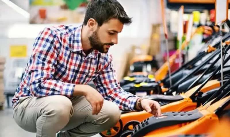 Leading Mower Retail Sales/Service Business. Run Under Management Leading Mower Retail Sales/Service Business. Run Under Management