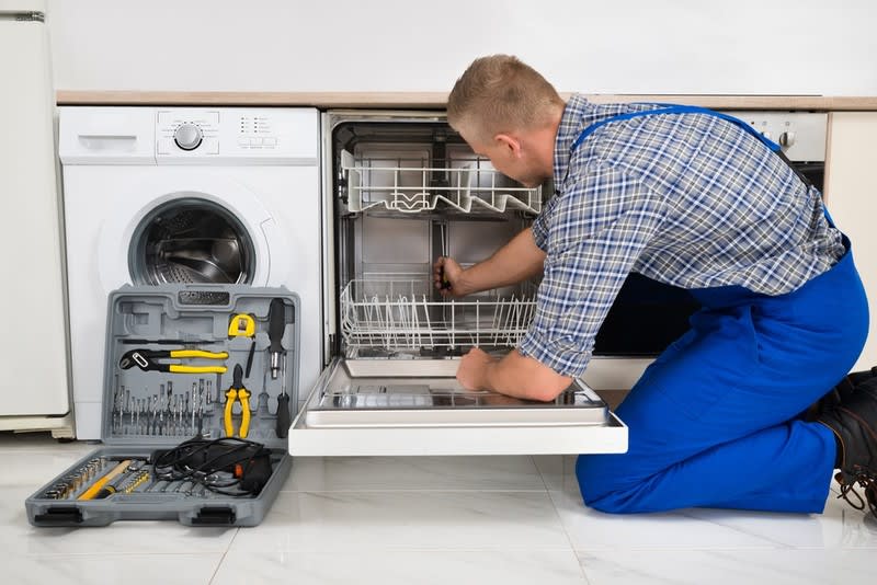 White Goods and Appliance Repairs and Air Conditioning Business White Goods and Appliance Repairs and Air Conditioning Business