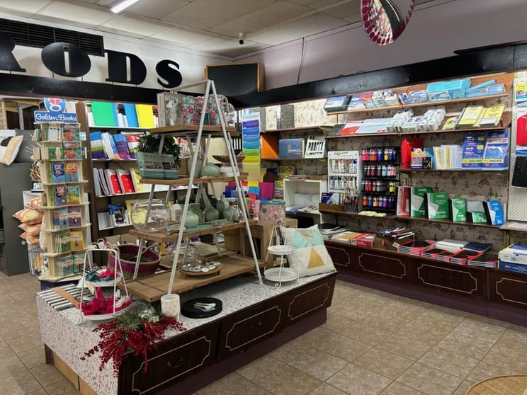 Grindrod's Newsagency - The Style Shop - Warren NSW - $100K + S.A.V. Grindrod's Newsagency - The Style Shop - Warren NSW - $100K + S.A.V.