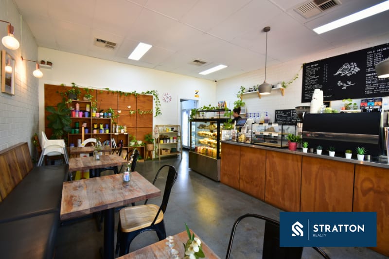 Beautiful Café Business for Sale - Profitable, Well-Established, and Ready to Take Over!!