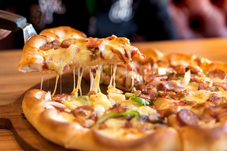 Takeaway Pizza Store - Takings $8k/wk | Rent $400/wk | $130K [2504071]
