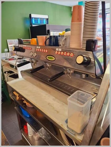 FOR SALE BY OWNER Cafe & Pizza Prime location in North Hobart.$96,000 wiwo FOR SALE BY OWNER Cafe & Pizza Prime location in North Hobart.$96,000 wiwo