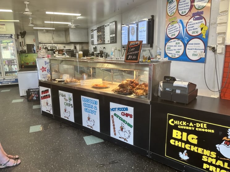 Chick-A-Dee Gourmet Food Bar Sumptuous Meals & Delicious Hot Food Fast Chick-A-Dee Gourmet Food Bar Sumptuous Meals & Delicious Hot Food Fast