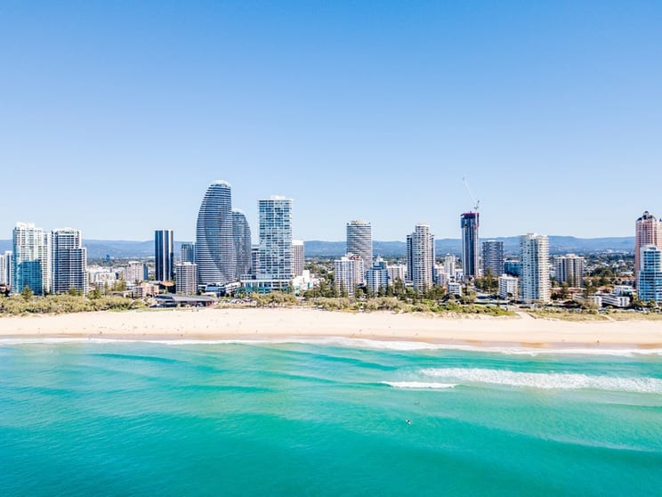 Broadbeach Holiday Resort Featuring a Stylish 3 Bedroom Managers Residence Broadbeach Holiday Resort Featuring a Stylish 3 Bedroom Managers Residence
