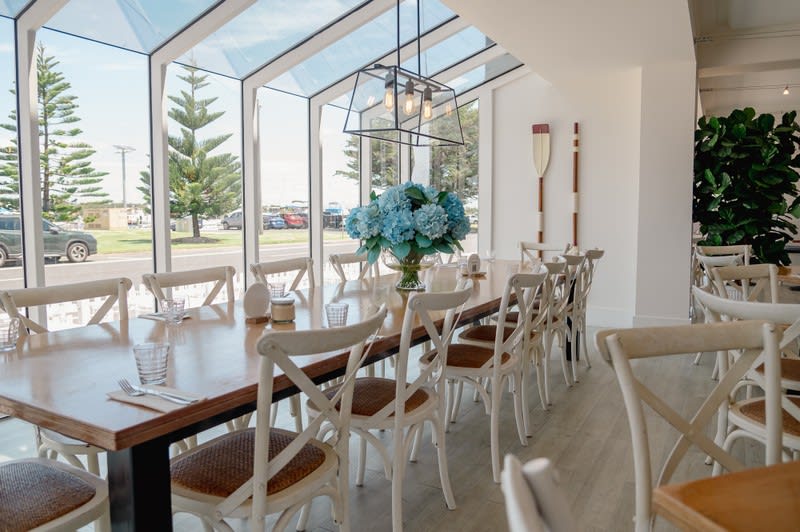 'Albert & Co' - Thriving Cafe, Restaurant & Event Facility Lakes Entrance 'Albert & Co' - Thriving Cafe, Restaurant & Event Facility Lakes Entrance