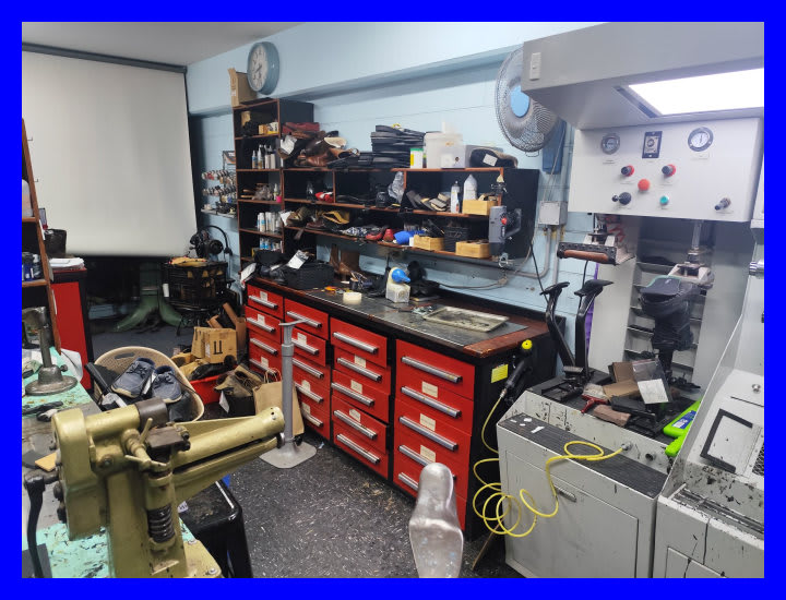 FOR SALE BY OWNER Shoe Repair Business Nowra NSW 45k FOR SALE BY OWNER Shoe Repair Business Nowra NSW 45k