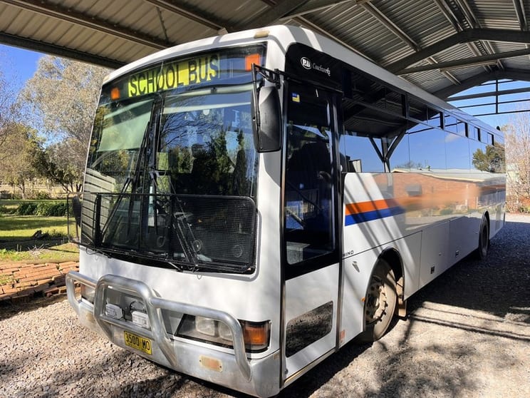 (5YR + 5YR CONTRACT INC) Long-standing and reputable business - Woodstock Bus Service. Miminimal hours + the perks of school holidays (5YR + 5YR CONTRACT INC) Long-standing and reputable business - Woodstock Bus Service. Miminimal hours + the perks of school holidays