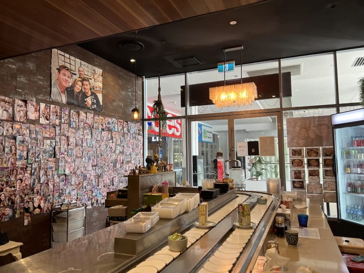 Popular Sushi Restaurant in Palm Beach For Sale Popular Sushi Restaurant in Palm Beach For Sale