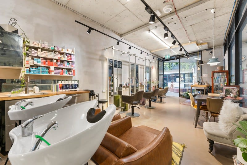 Exceptional Hair Salon Opportunity in the Heart of Braddon! Exceptional Hair Salon Opportunity in the Heart of Braddon!