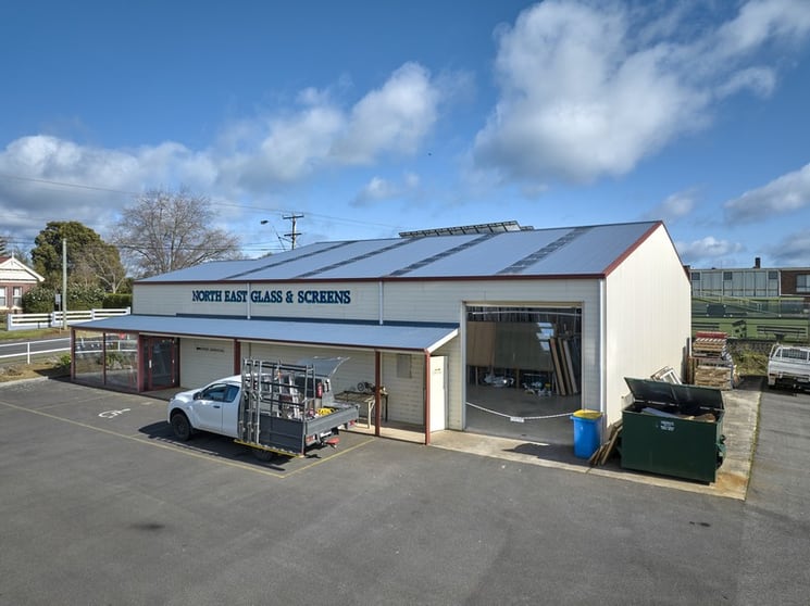North East Glass & Screens North East Glass & Screens
