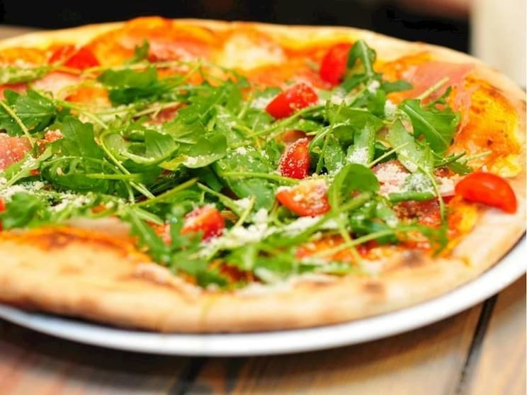 2-in-1 Thriving Bar and Pizza Business - North Shore 2-in-1 Thriving Bar and Pizza Business - North Shore