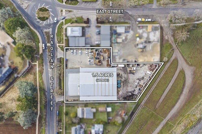 Prime Commercial Development Opportunity - Vendor Terms Available Prime Commercial Development Opportunity - Vendor Terms Available