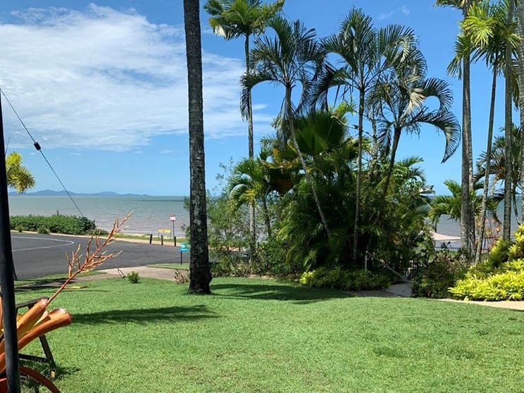 Money Maker Beachfront Leasehold, Walk to CBD And Lifestyle Business Opportunity - 2688ML Money Maker Beachfront Leasehold, Walk to CBD And Lifestyle Business Opportunity - 2688ML