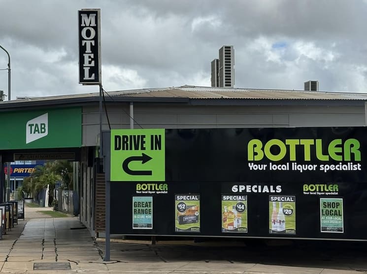 North QLD Hotel/motel Freehold Opportunity - 145hf North QLD Hotel/motel Freehold Opportunity - 145hf