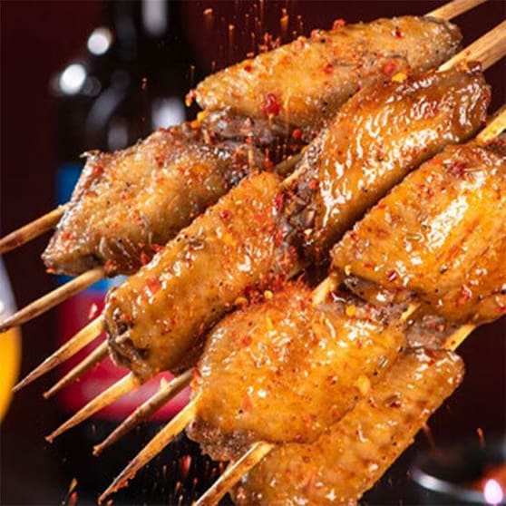 Busy Asian restaurant on busy dining strip next to Monash Uni and racecourse in Caulfield East