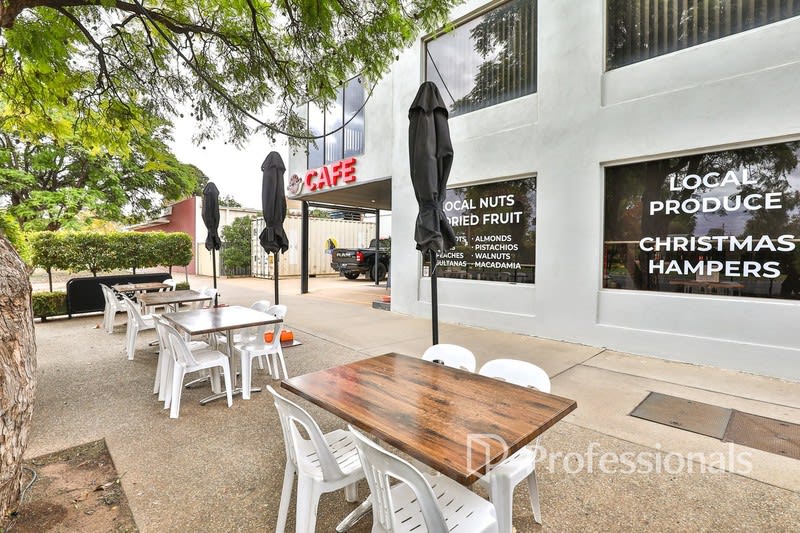 Thriving Business - Red Cliffs Cafe Thriving Business - Red Cliffs Cafe