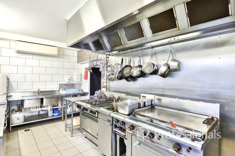 Thriving Business - Red Cliffs Cafe Thriving Business - Red Cliffs Cafe