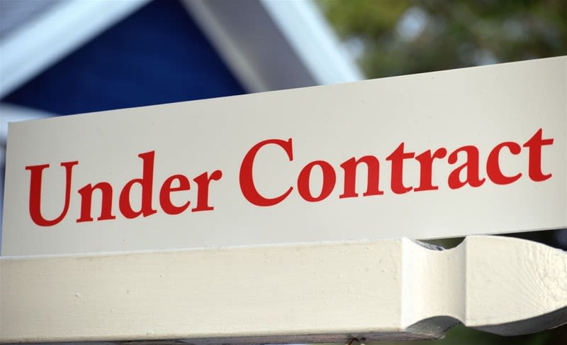 Under Offer Under Offer