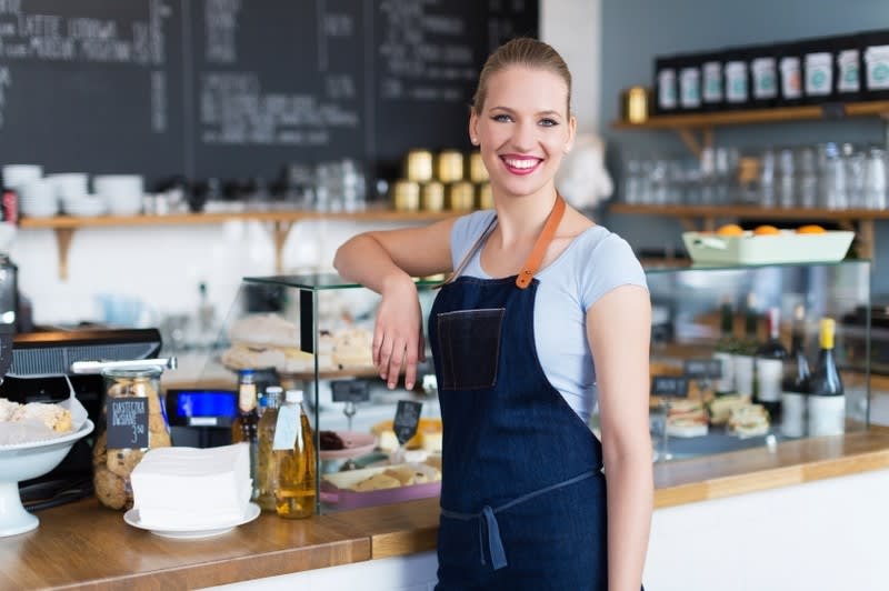 Popular Pakenham Café  High Profits, Weekly taking $12k, 35kg Coffee/Per Week, Prime Location with No Competition [2508211]