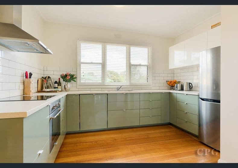 Thriving Pub & Hotel Business for Sale Harcourt, VIC Thriving Pub & Hotel Business for Sale Harcourt, VIC