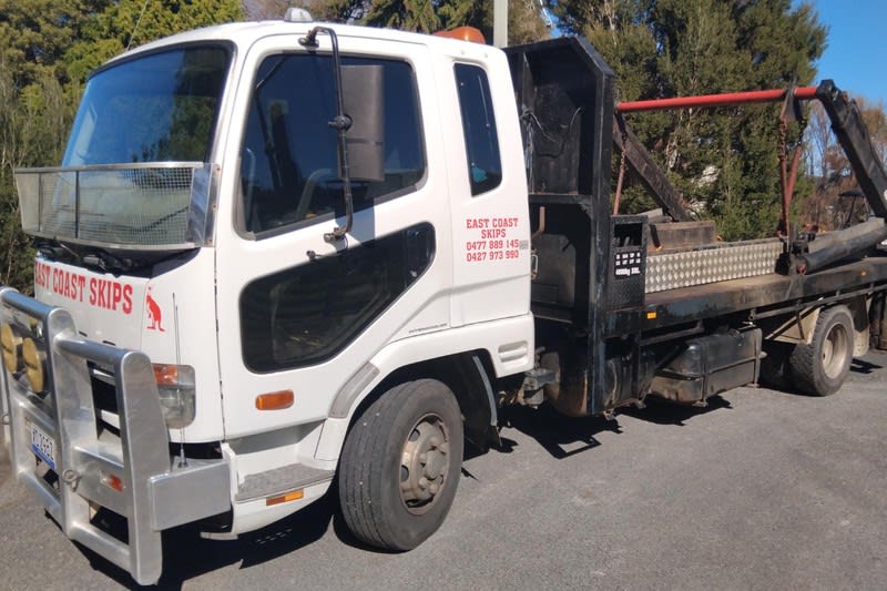 East Coast Skips Lifestyle Gold Mine Very Profitable One Man Operation, 60 Skips