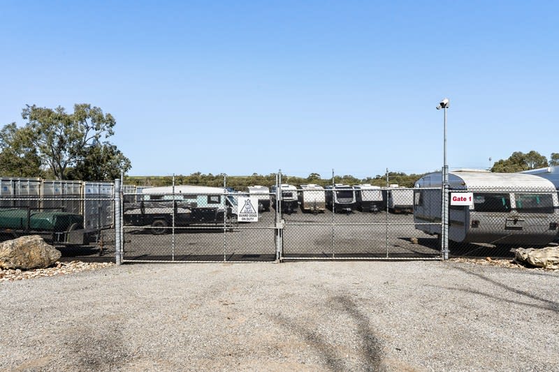 Profitable Storage Business including Freehold