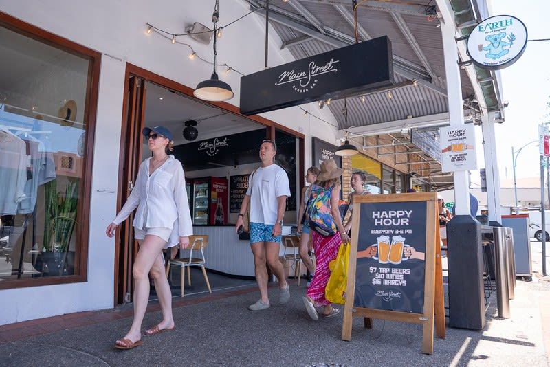 Exclusive Agency, Bar in Byrons Premium Jonson Street, Good Will Ten Years. Exclusive Agency, Bar in Byrons Premium Jonson Street, Good Will Ten Years.