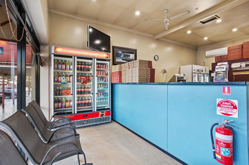 Shanno's Pizza Bar Local Business in the Heart of Port Lincoln Shanno's Pizza Bar Local Business in the Heart of Port Lincoln