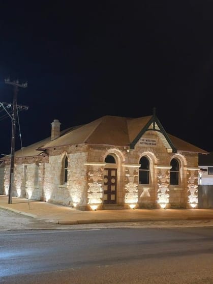 Golden Opportunity In The Midwest - Being Sold Leasehold
