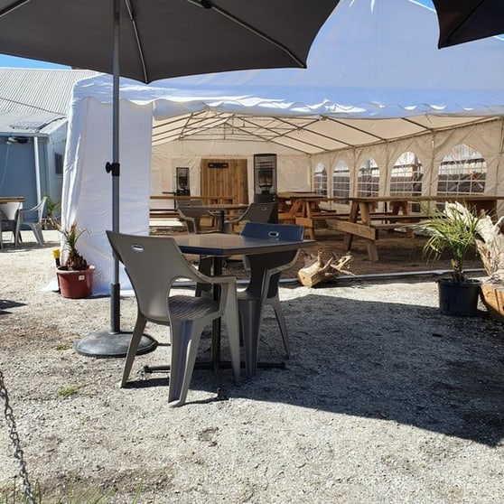 Restaurant and Catering business - includes the freehold. Vendor Finance Restaurant and Catering business - includes the freehold. Vendor Finance