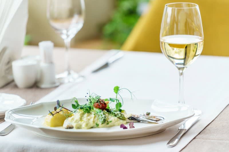 Prime Beachside Restaurant & Wine Bar Opportunity  Mooloolaba