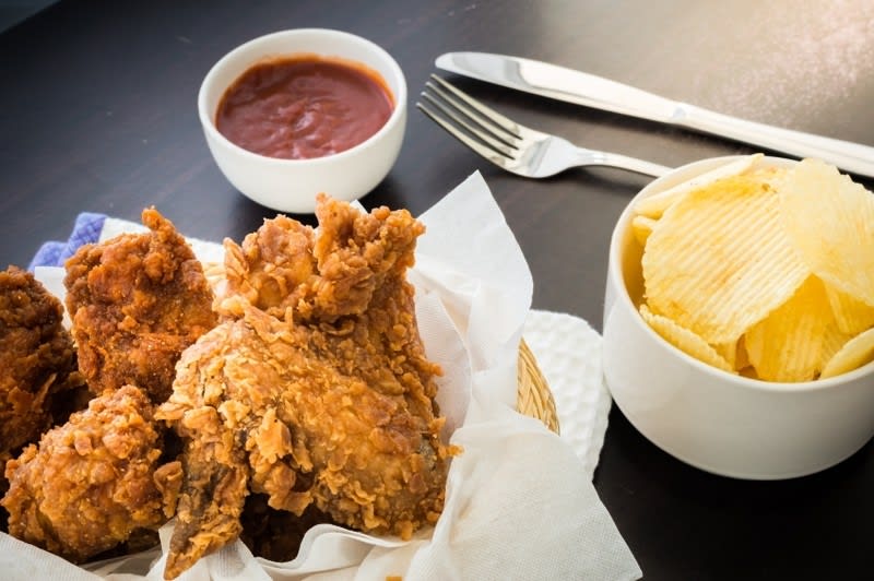 Fully Equipped Chicken Shop for Sale  Prime Location - High Foot Traffic - Turnkey Operation [2604081]