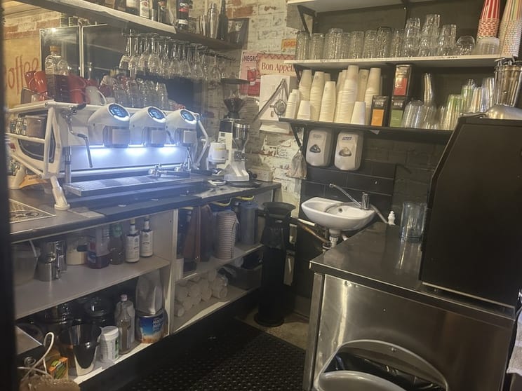 Café for Sale Prime Corner Location in Shepparton Café for Sale Prime Corner Location in Shepparton