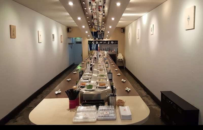 Long Established SUSHI TRAIN in Heart of City Precinct