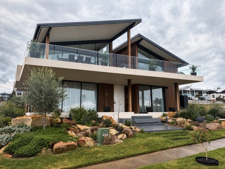 Blue-Chip Commercial Glazing Business. $1.76M Turnover Central Coast Blue-Chip Commercial Glazing Business. $1.76M Turnover Central Coast