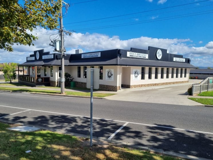 National Restaurant Franchise Opportunity. Excellent Net Profit Estabishment. National Restaurant Franchise Opportunity. Excellent Net Profit Estabishment.