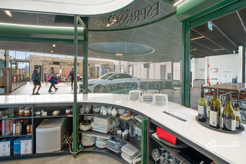 Fly into this Business at Mount Gambier Airport! Fly into this Business at Mount Gambier Airport!