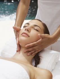 Beauty & Skin Clinic,Prime Location, Low Rent, Massive Growth Potential. Beauty & Skin Clinic,Prime Location, Low Rent, Massive Growth Potential.