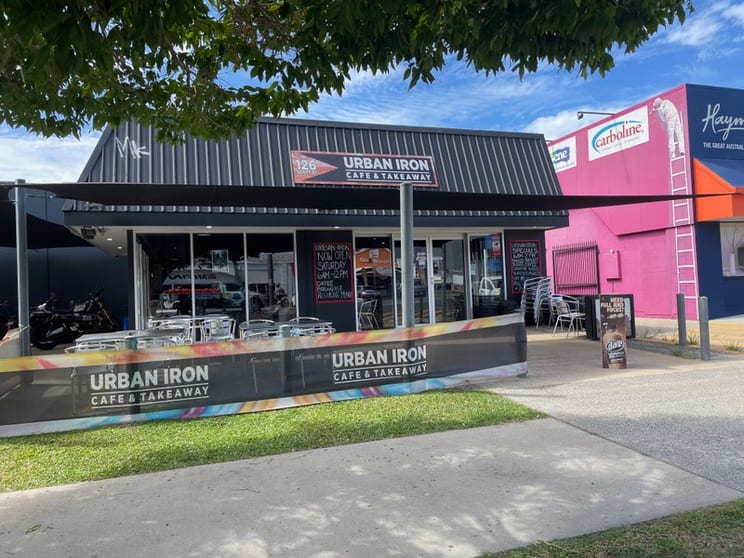 Busy food outlet - in prime location