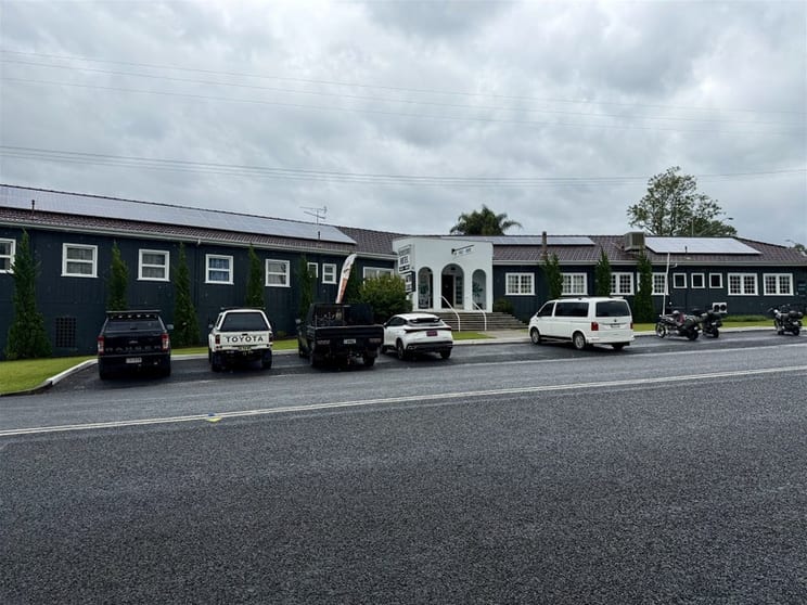 What Would You Do With A Genuine Country Pub At The Crossroads Of Two Great Regions? What Would You Do With A Genuine Country Pub At The Crossroads Of Two Great Regions?