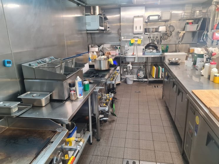 Fully Fitted Takeaway Shop  Prime Lower North Shore | Low Rent