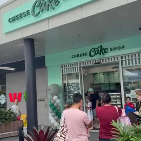 Profitable Burleigh Heads store for sale Cake? It's your turn for The Cheesecake Shop