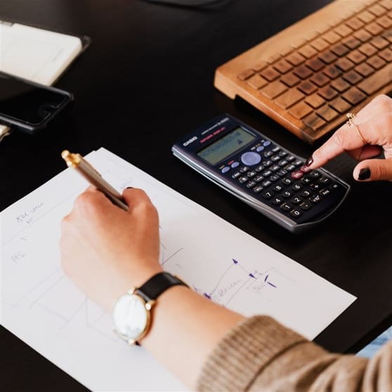 White Collar Admin Business For Sale (Bringing in $4k/week) White Collar Admin Business For Sale (Bringing in $4k/week)