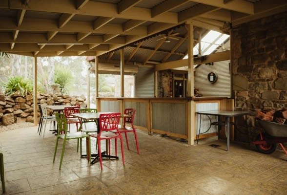 Freehold Hotel for Sale plus Adjoining Land Pratty's Patch, Maiden Gully VIC Freehold Hotel for Sale plus Adjoining Land Pratty's Patch, Maiden Gully VIC