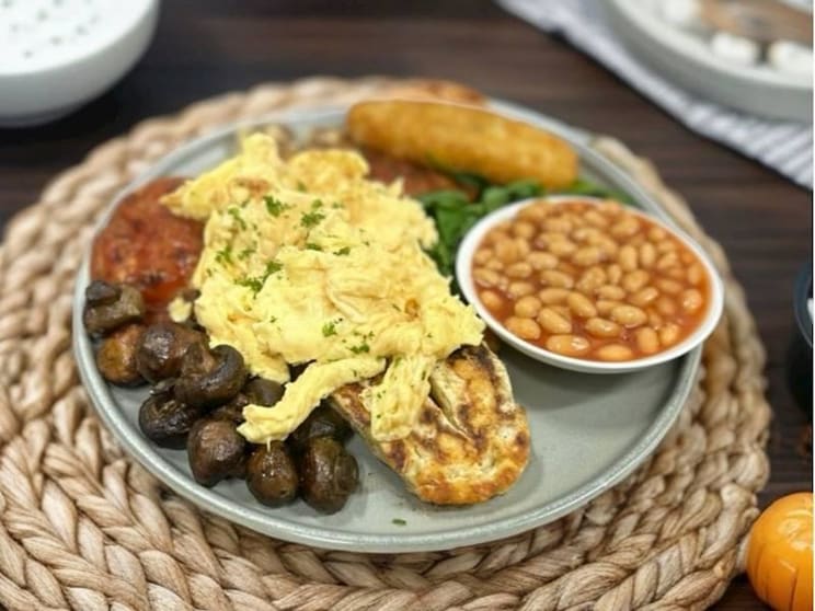 Popular Community Cafe with Strong Coffee Sales Popular Community Cafe with Strong Coffee Sales