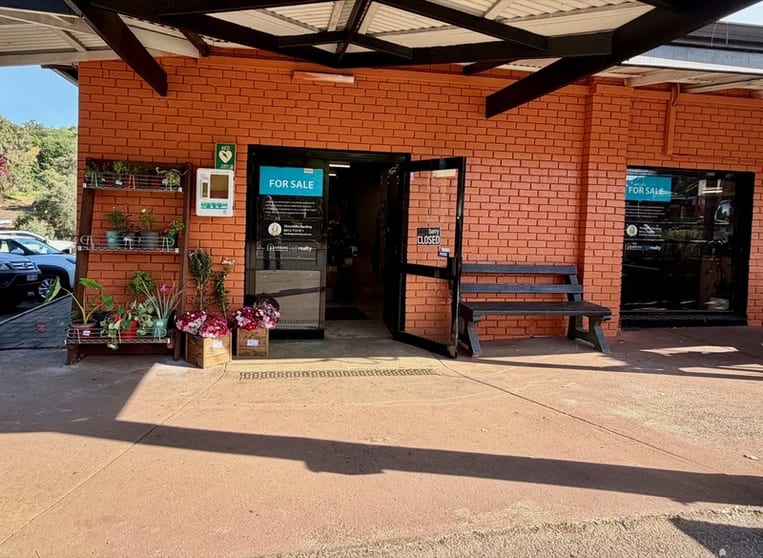 Thriving Cafe in the Heart of Bridgetown