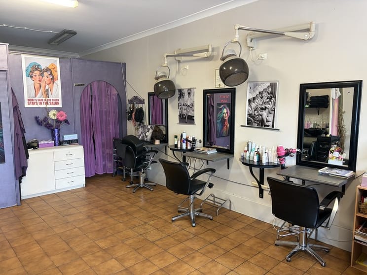 Established Local Salon - 40 Years* of Trade - Strong Community Following Established Local Salon - 40 Years* of Trade - Strong Community Following