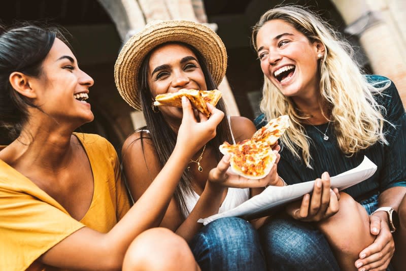 High-Performing Campus Takeaway | $20,000 Weekly Takings | No Competition [2603041]