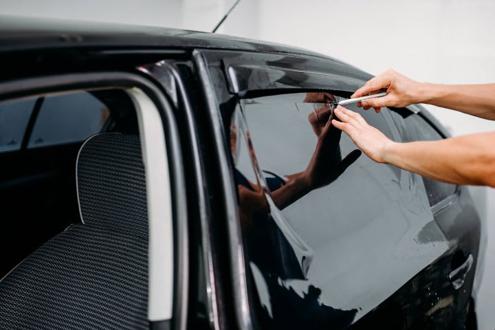 Professional Auto Glass Repair & Replacement Service