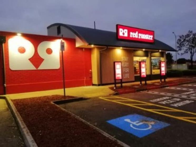 Red Rooster Melton - Premium Store Red Rooster Melton - Premium Store